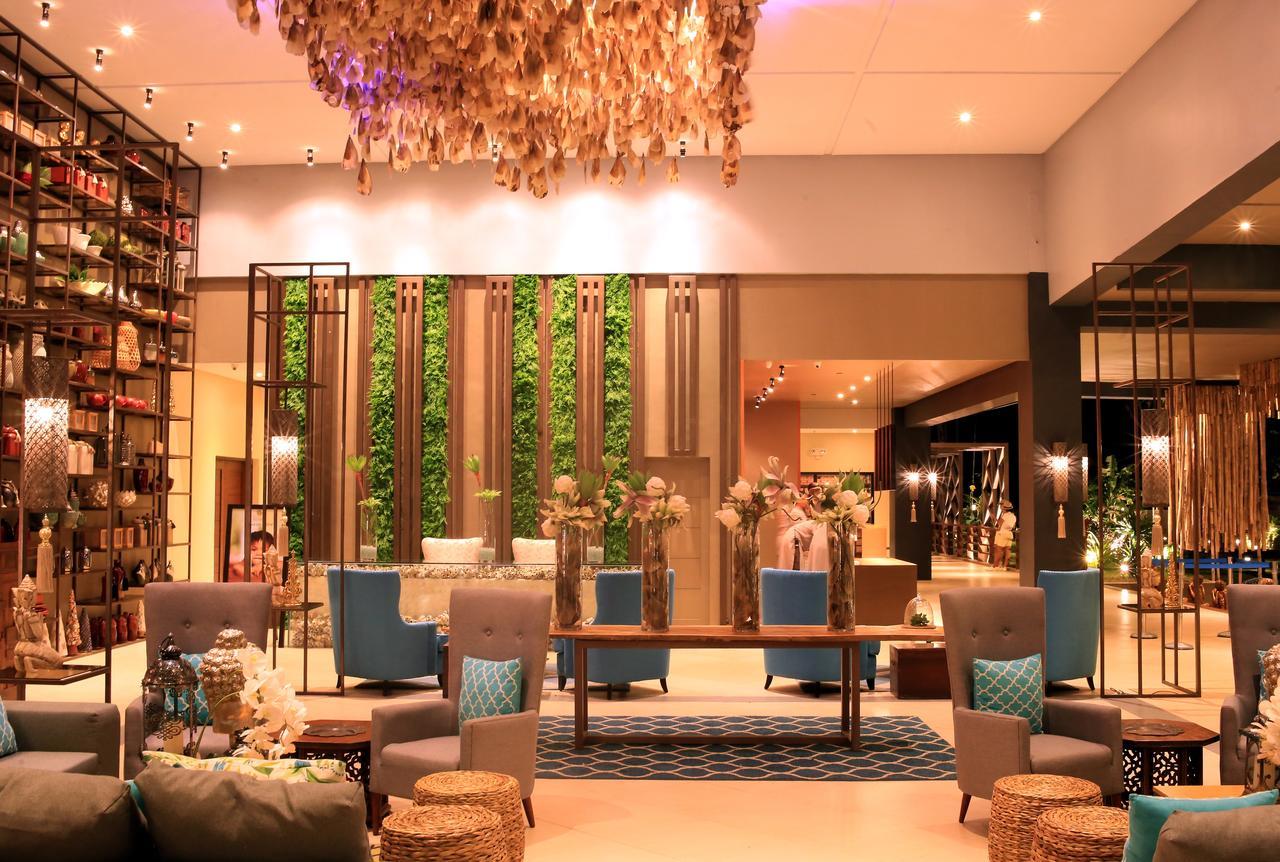 The Oriental Leyte Hotell Tacloban Exteriör bild